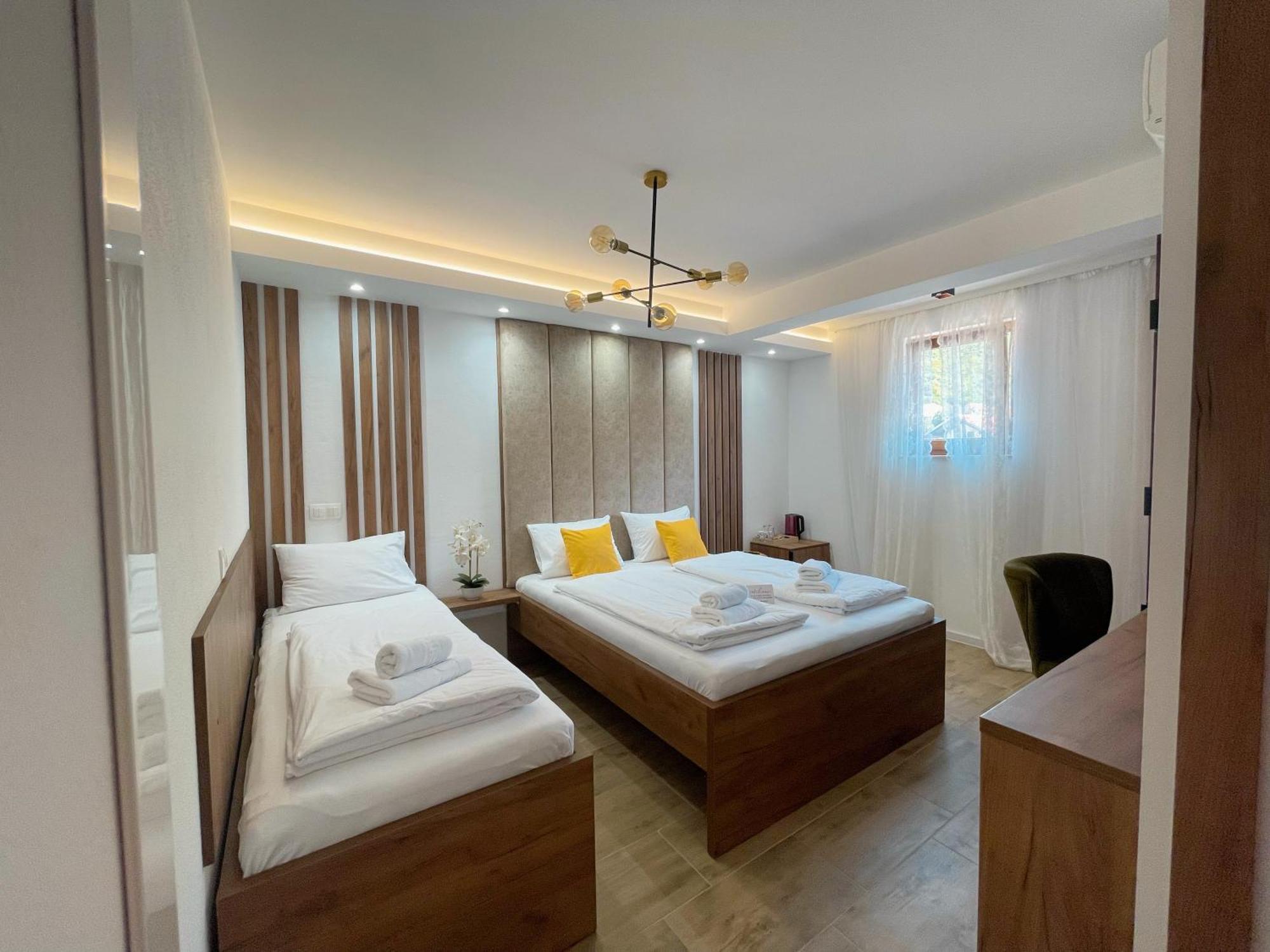 Apartments And Rooms Smile Mostar Eksteriør bilde